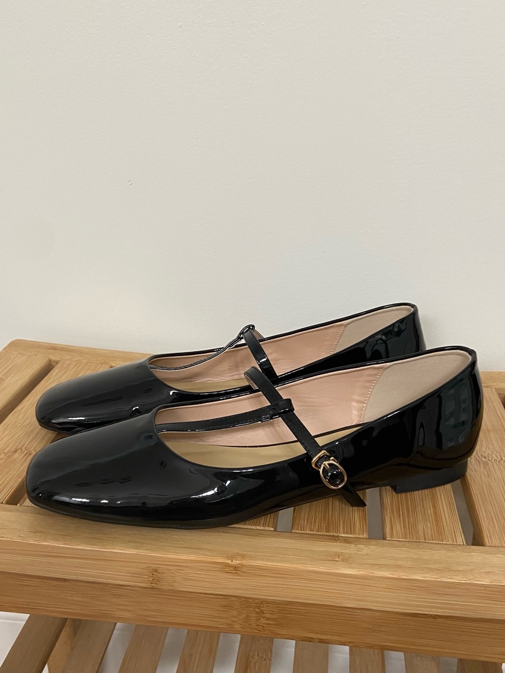 C Paravano Clara Patent Mary Jane Flats - Black